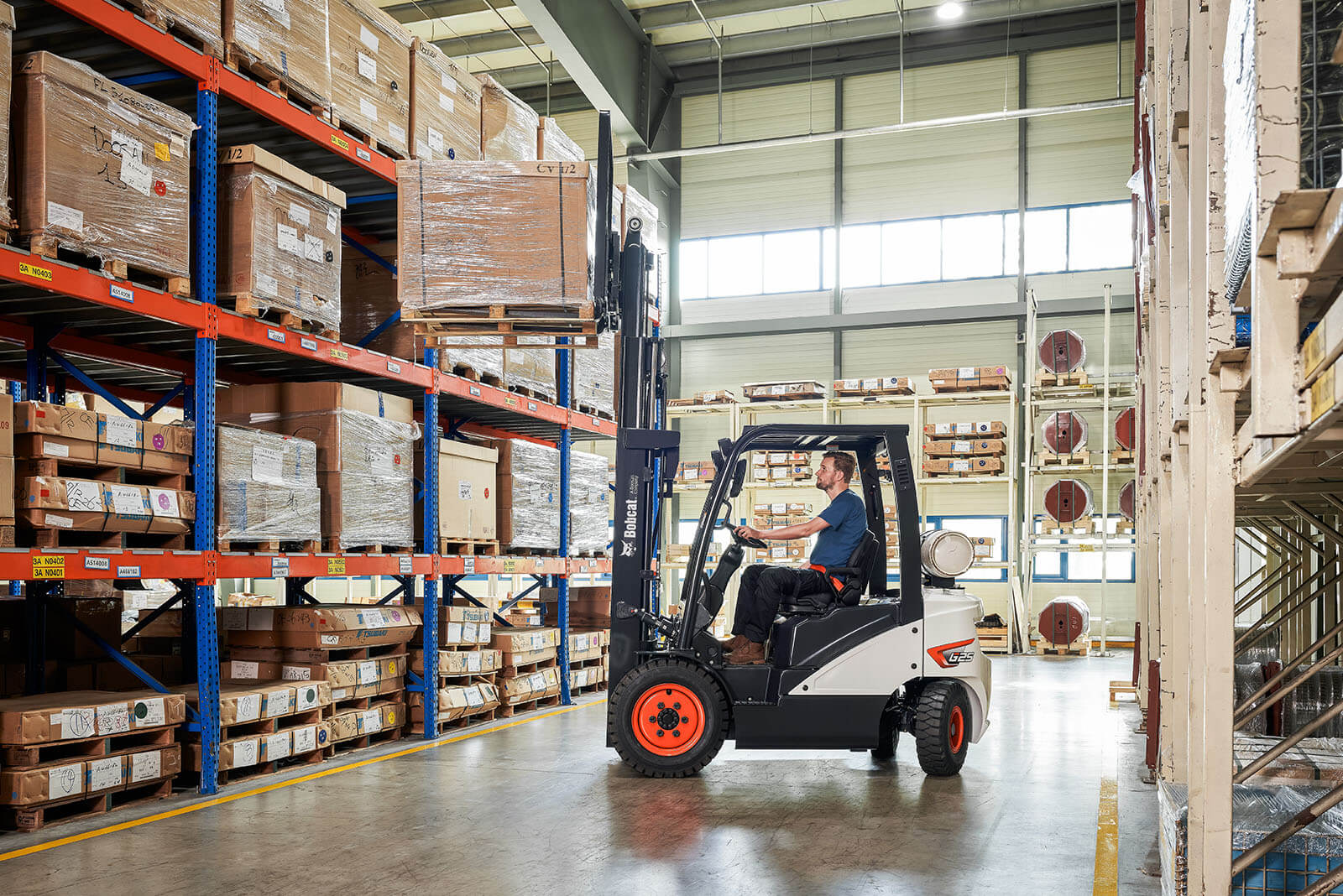 Contract hire forklifts